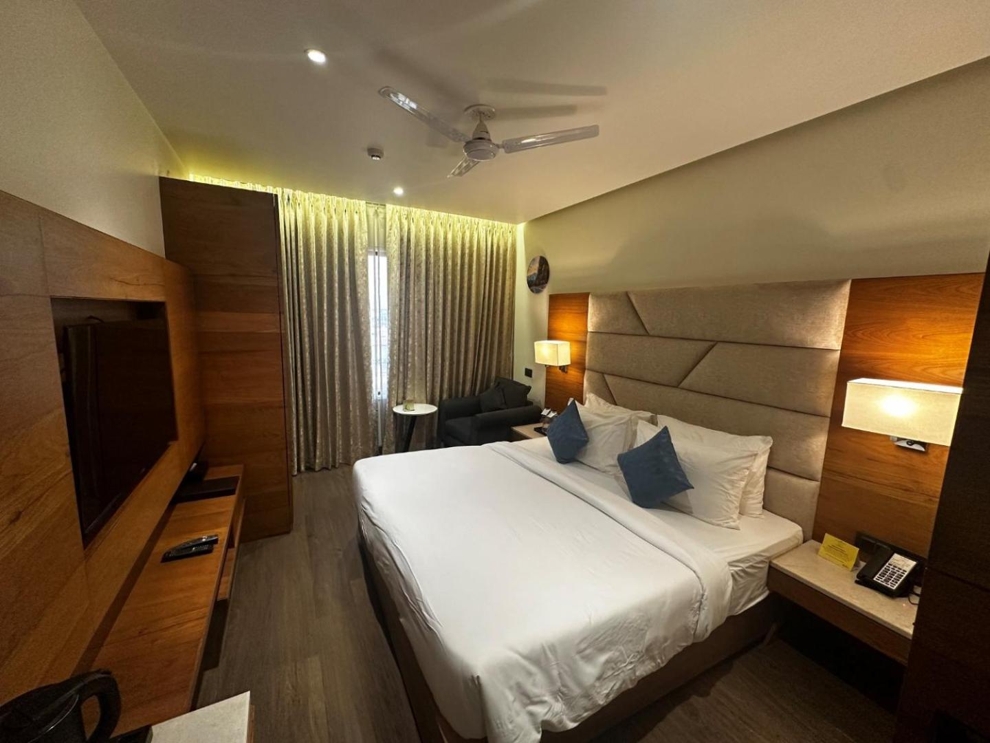 The Glory Near Igi Airport Hotel New Delhi